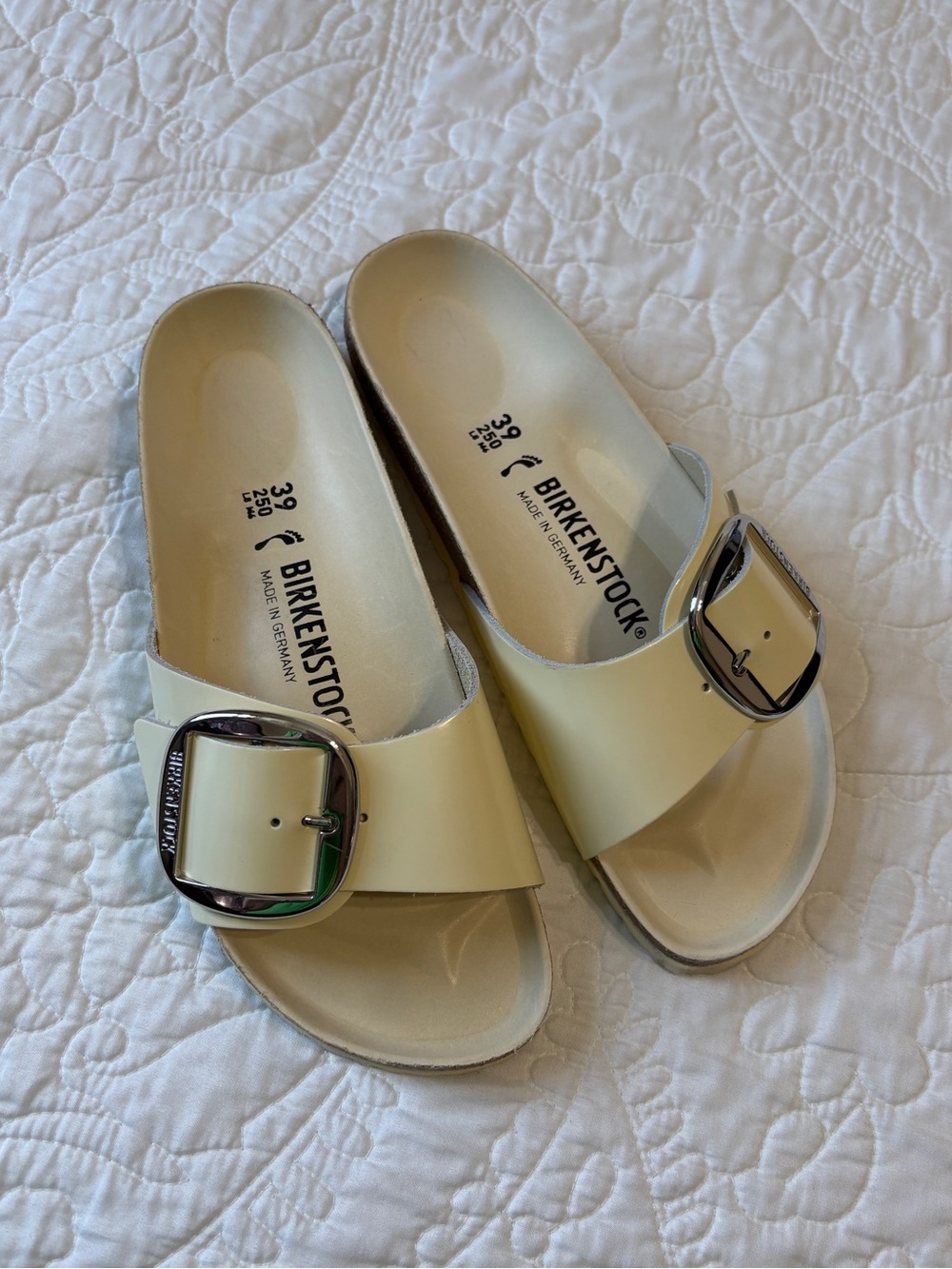 Birkenstock Arizona Big Buckle Slides in Butter